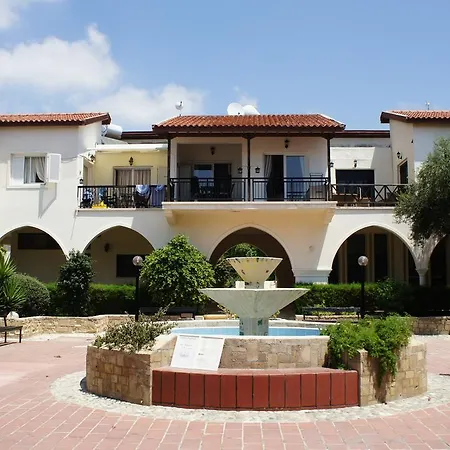 Limnaria Westpark 129 Апартаменты